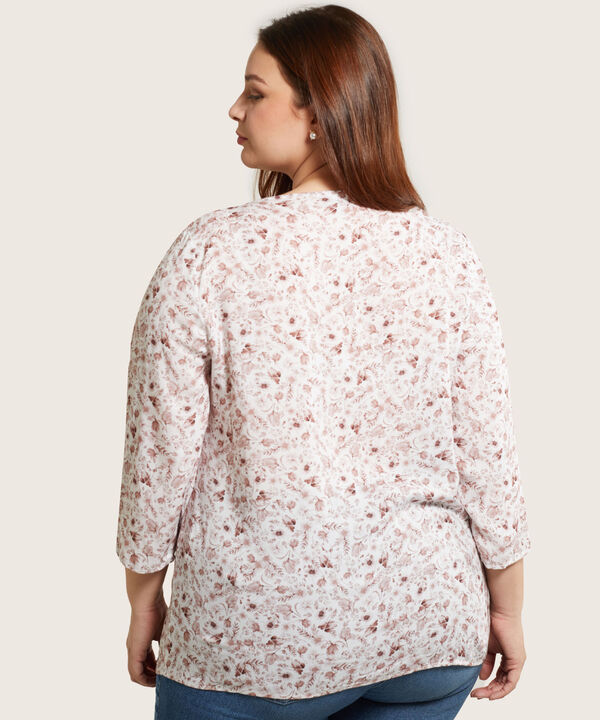 Blusa Manga 3/4 Con Botonadura Estampada