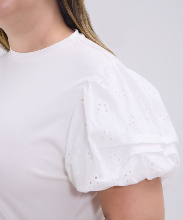 Camiseta Mangas en Ojalillo image number null