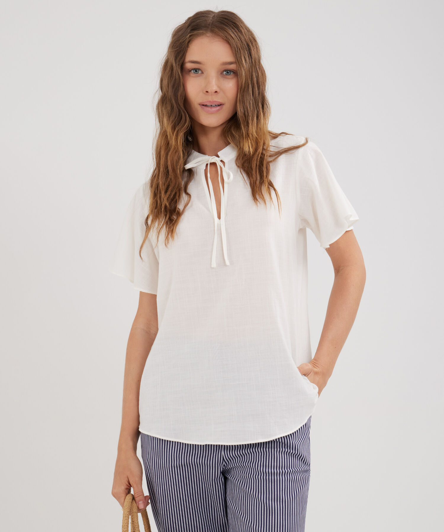 Blusa Escote en V compra ahora PAT PRIMO