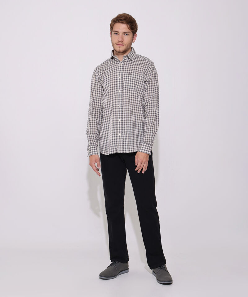 Camisa Prete&ntilde;ida Manga Larga Con Bolsillo Y Silueta Regular Fit