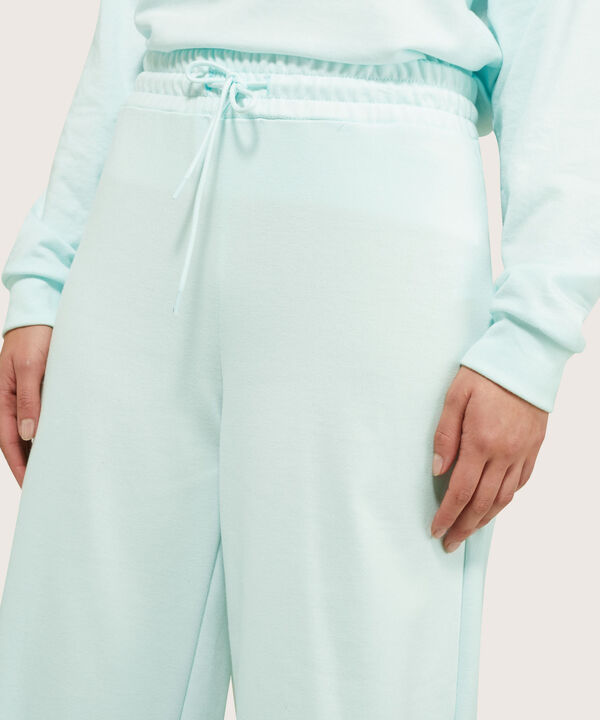 Pantalón Unicolor Bota Recta