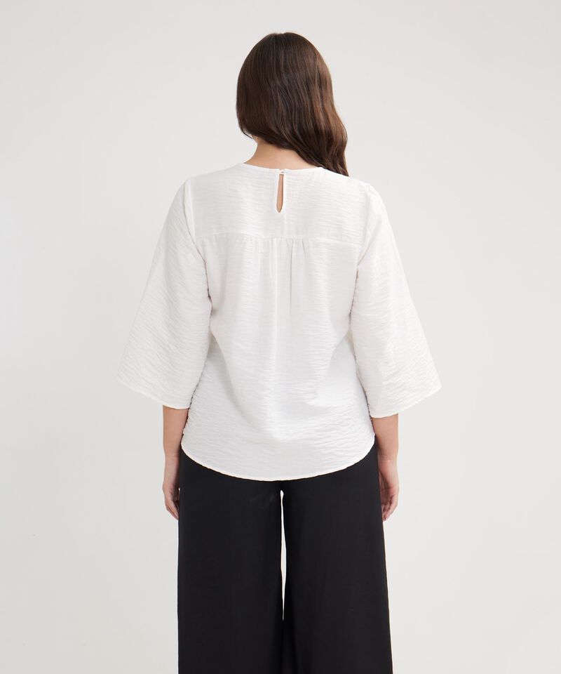 Blusa Mangas 3/4 Bordado En Delantero