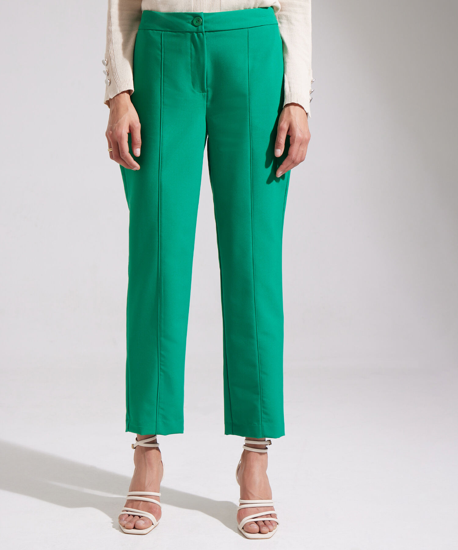 Pantalón Clásico Unicolor Con Vena