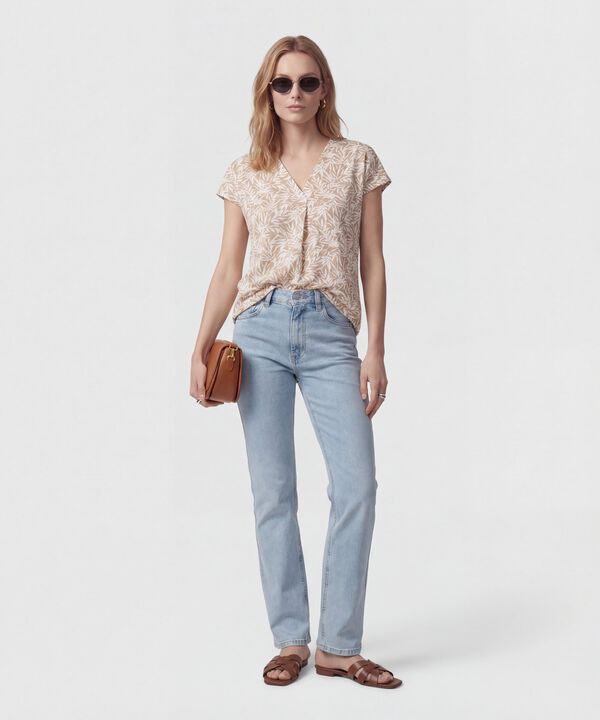 Camiseta Cuello En V Con Prense Para Mujer