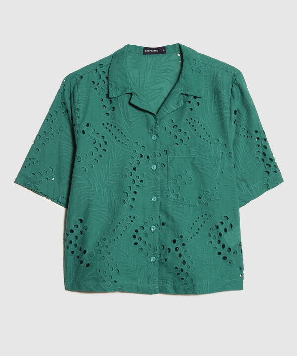 Camisa Unicolor En Ojalillo