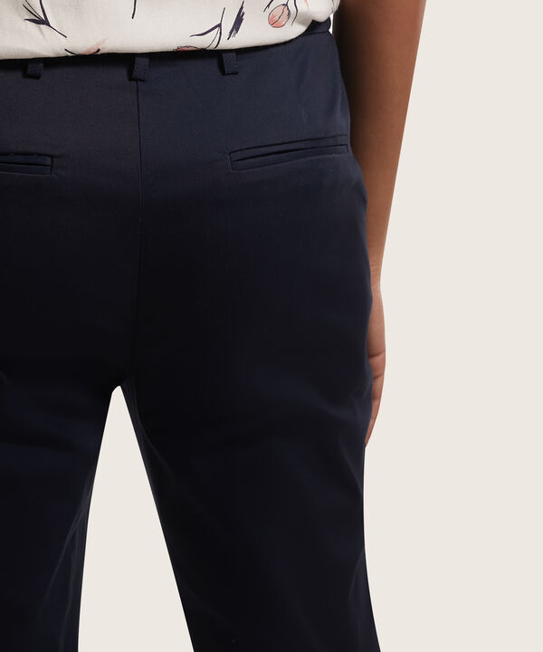 Pantalon Capri Unicolor