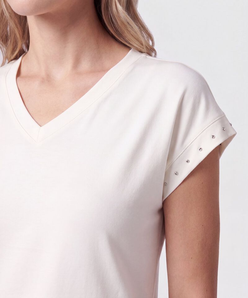 Camiseta Cuello V Apliques Mujer