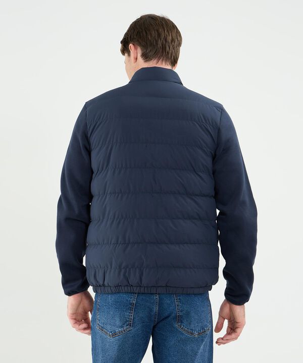 Chaqueta Acolchada Con Mangas En Tela Contraste Para Hombre