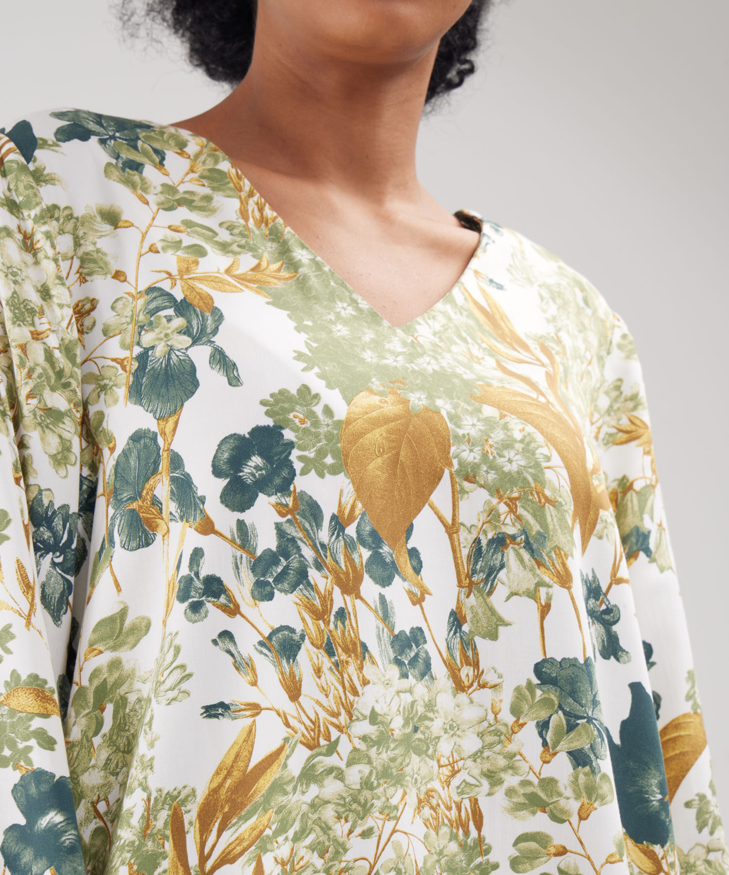 Blusa Estampada Escote V