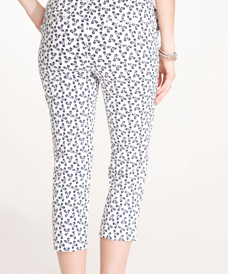 Pantalón Capri Con Bolsillos Laterales