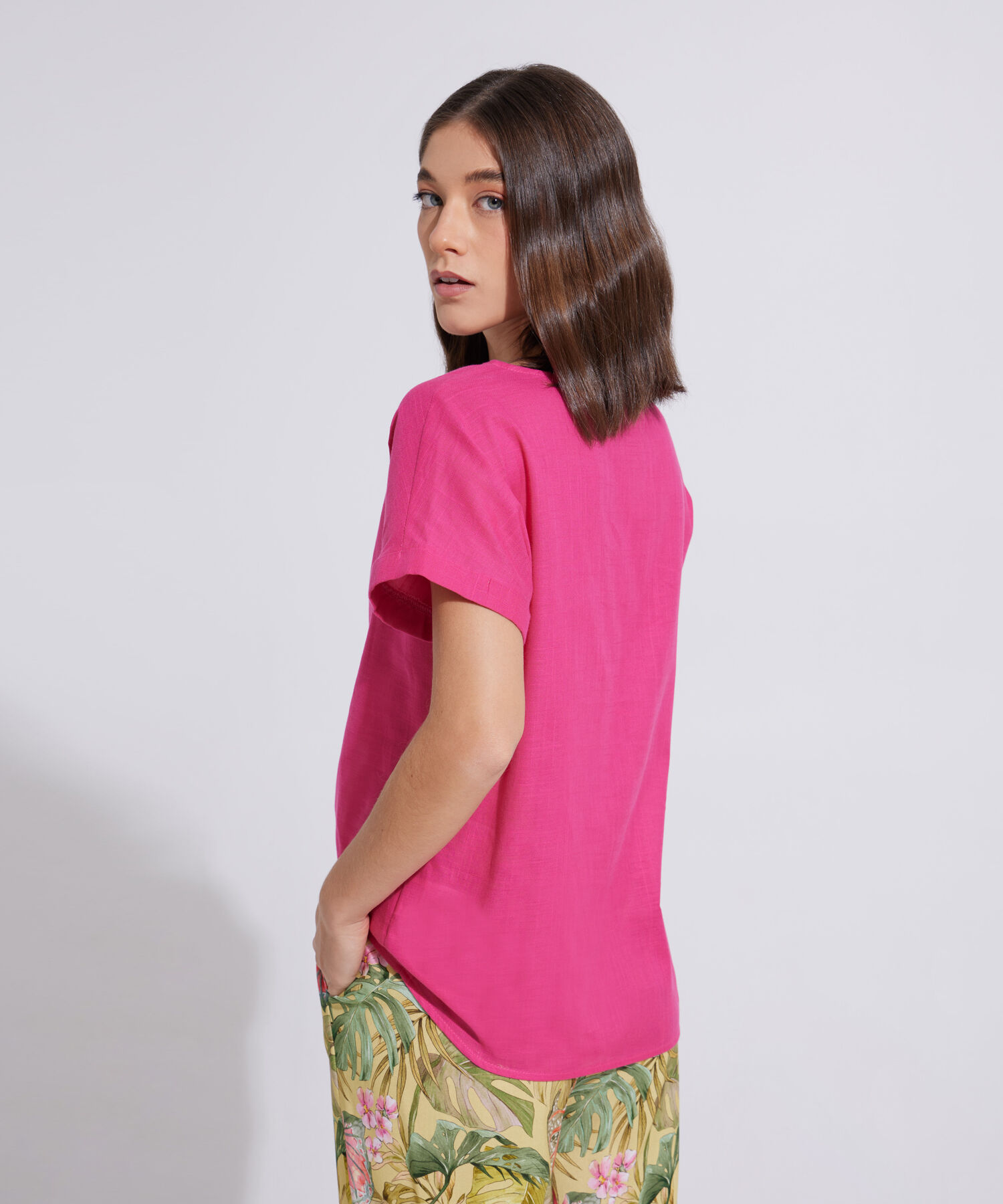 Blusa Manga Corta Corrida Unicolor