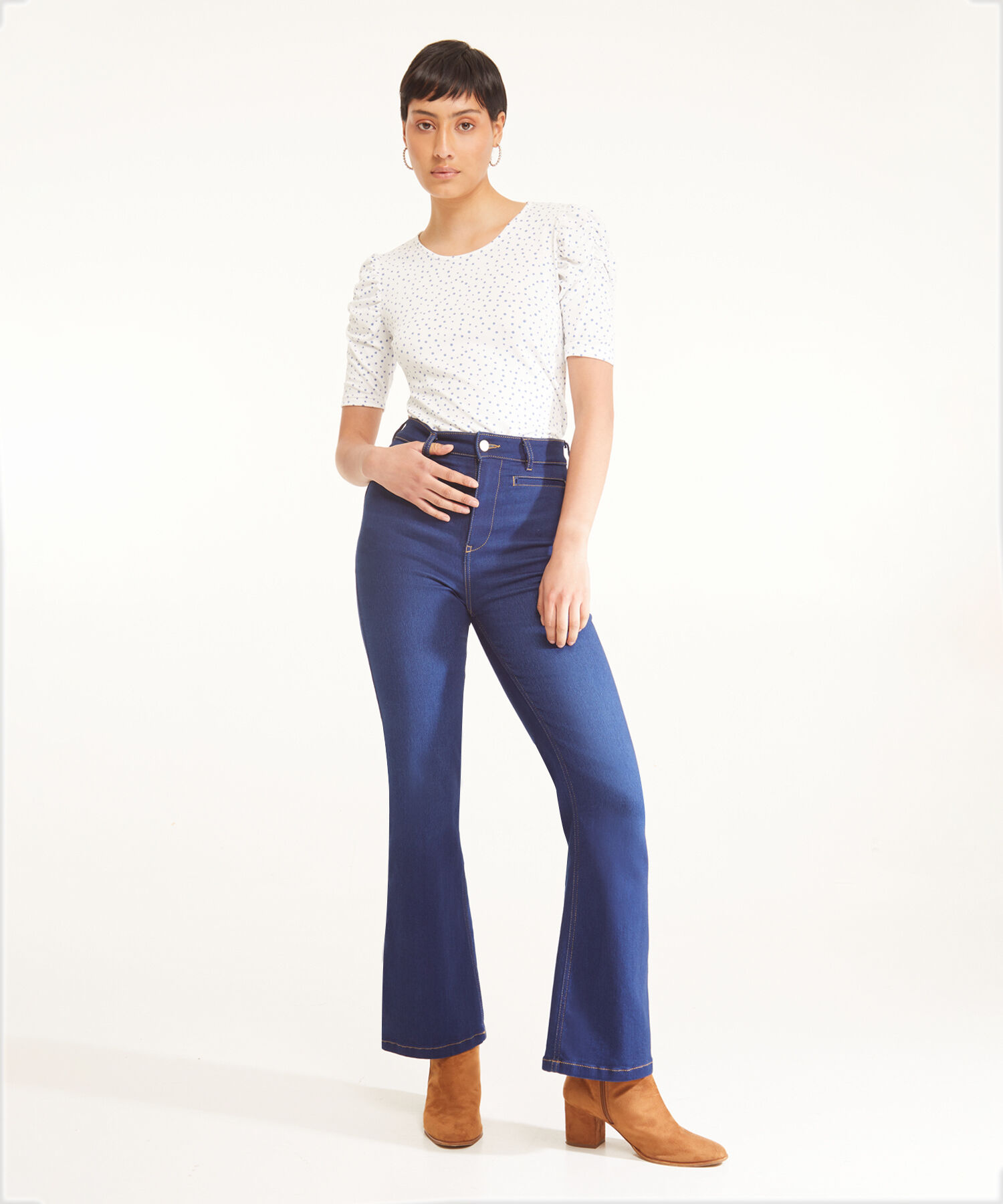 Jean Tipo Flare con Ribetes