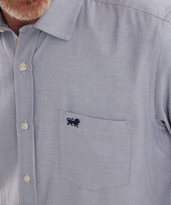 Camisa Unicolor Manga Corta Con Bolsillo, Silueta Regular Fit