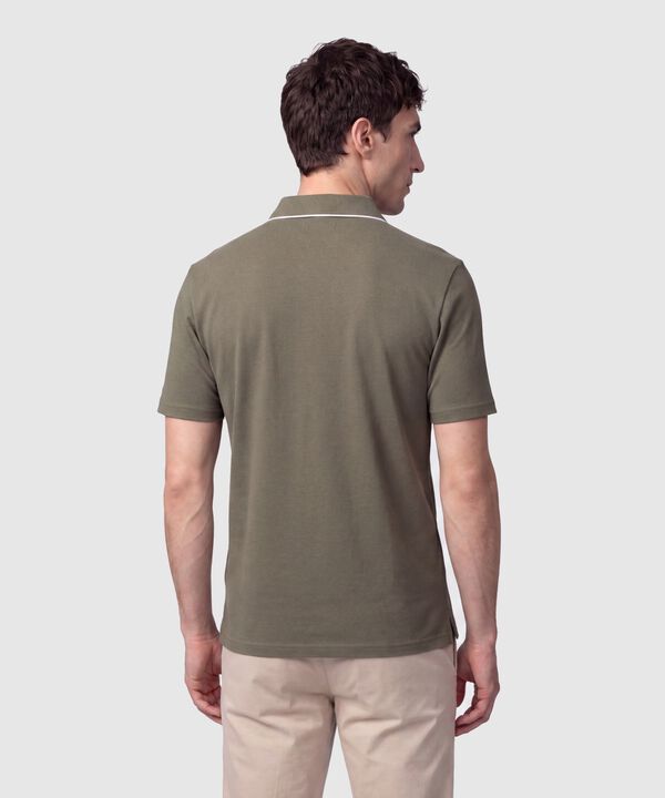 Polo Manga Corta Con Detalles En Contrastes Hombre