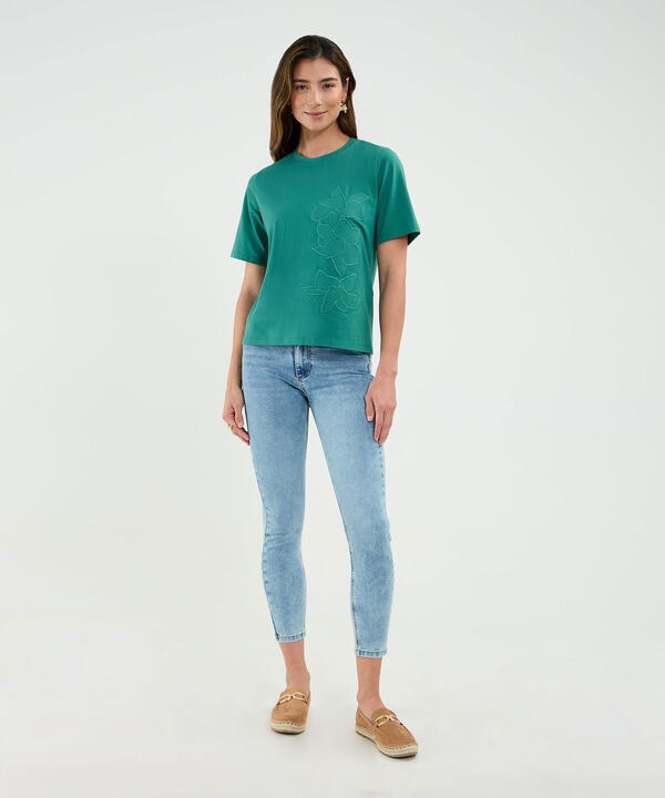 Camiseta Bordado Floral image number null