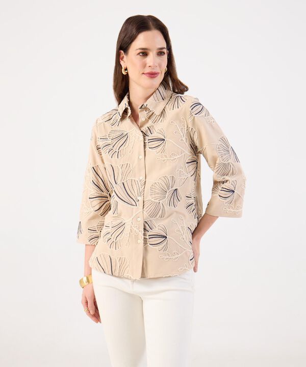 Blusa Camisera con Bordado Floral para Mujer image number null