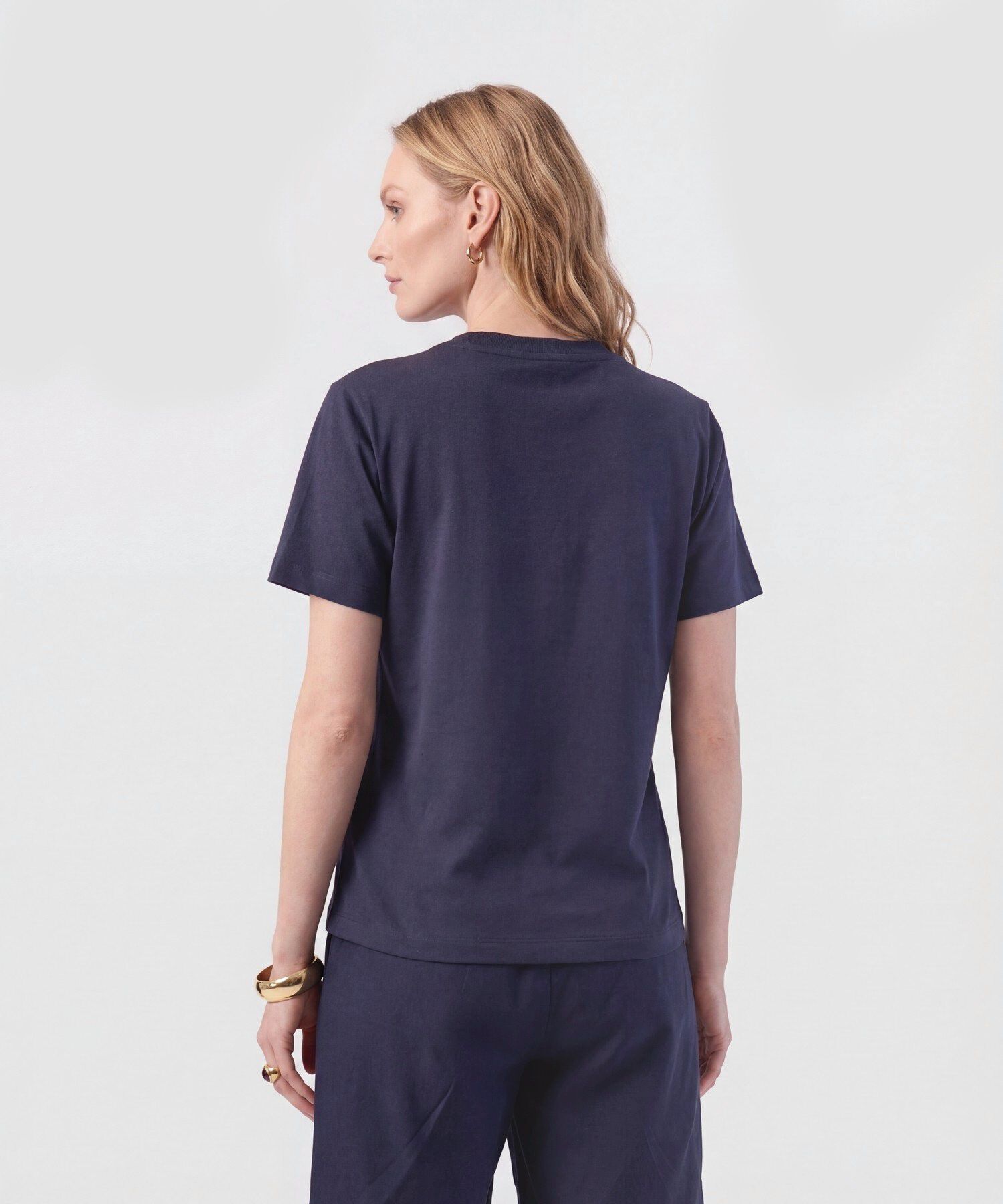 Camiseta Cuello Redondo Cl&aacute;sica Para Mujer