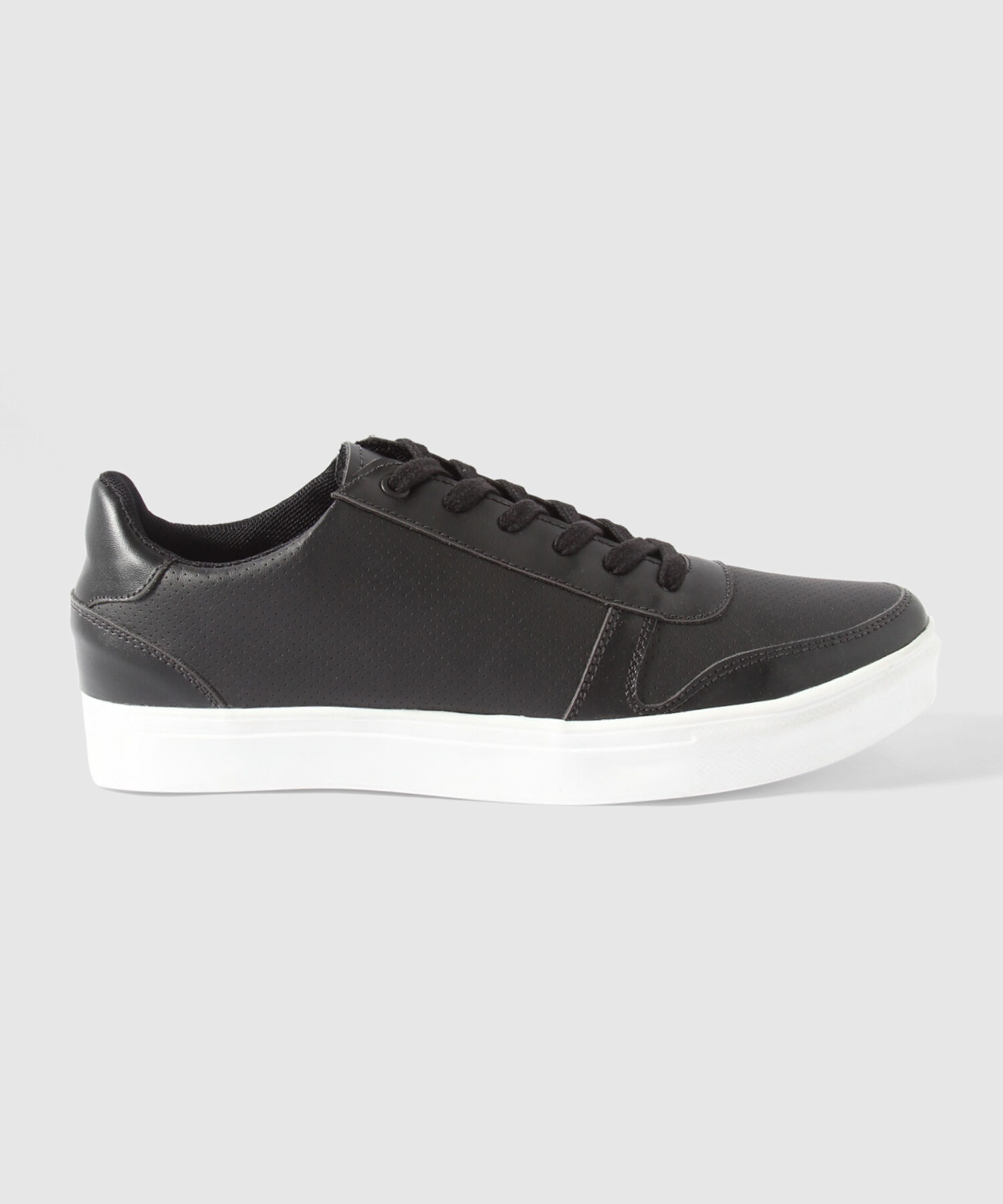 Tenis Casuales Tipo Cuero