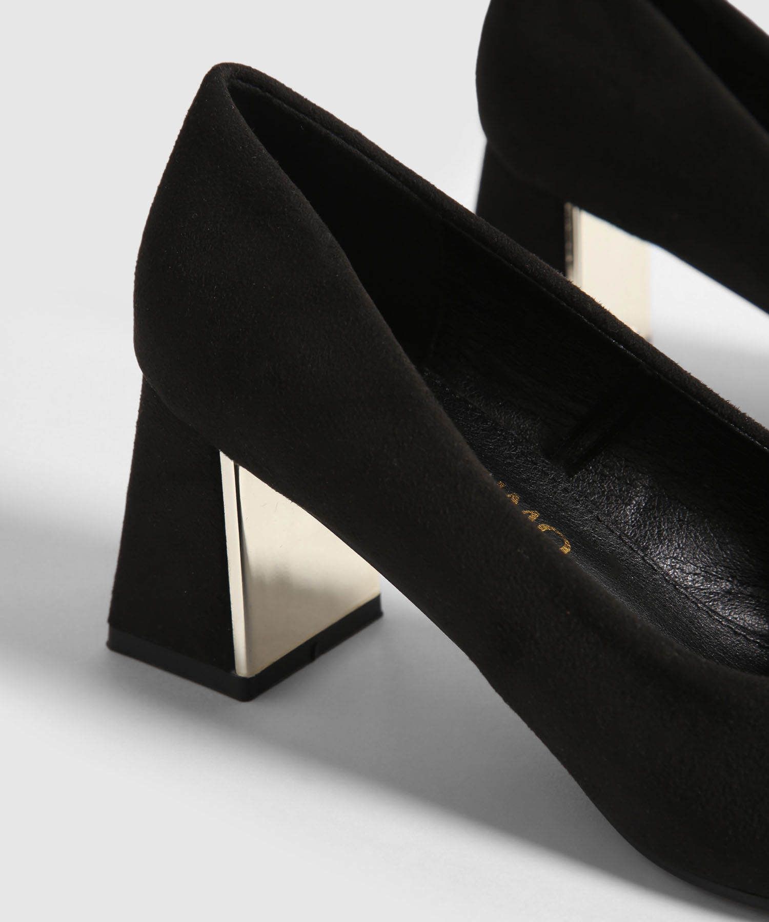 Tacones Gamuzados