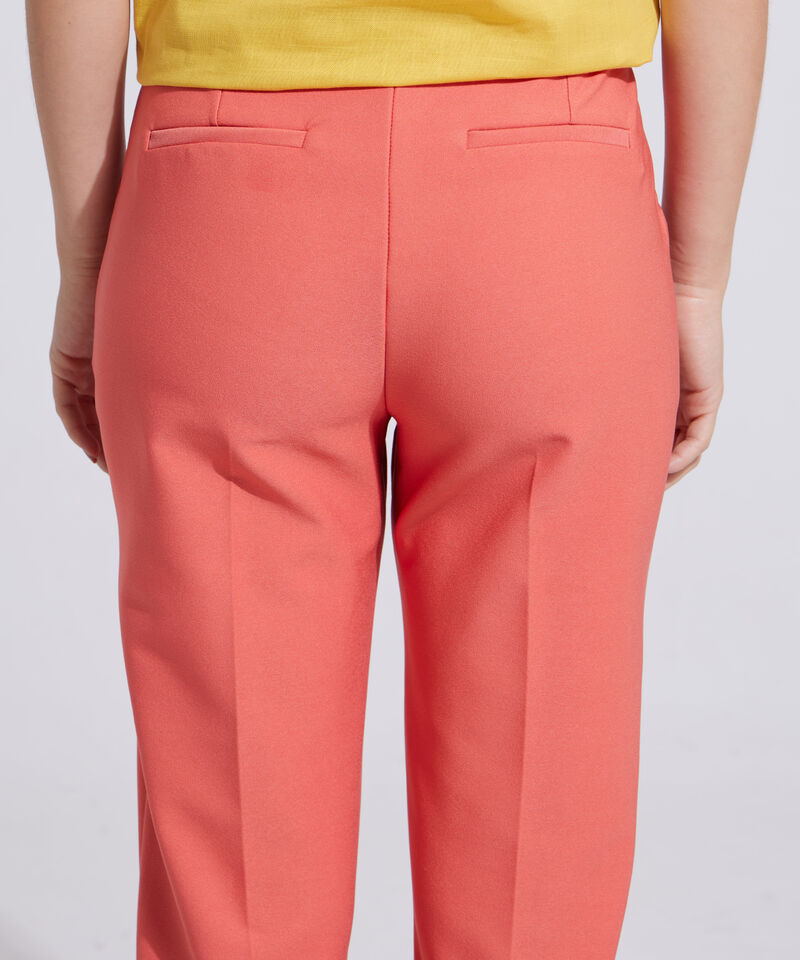Pantalón Tiro Alto Unicolor Con Detalle En Pretina