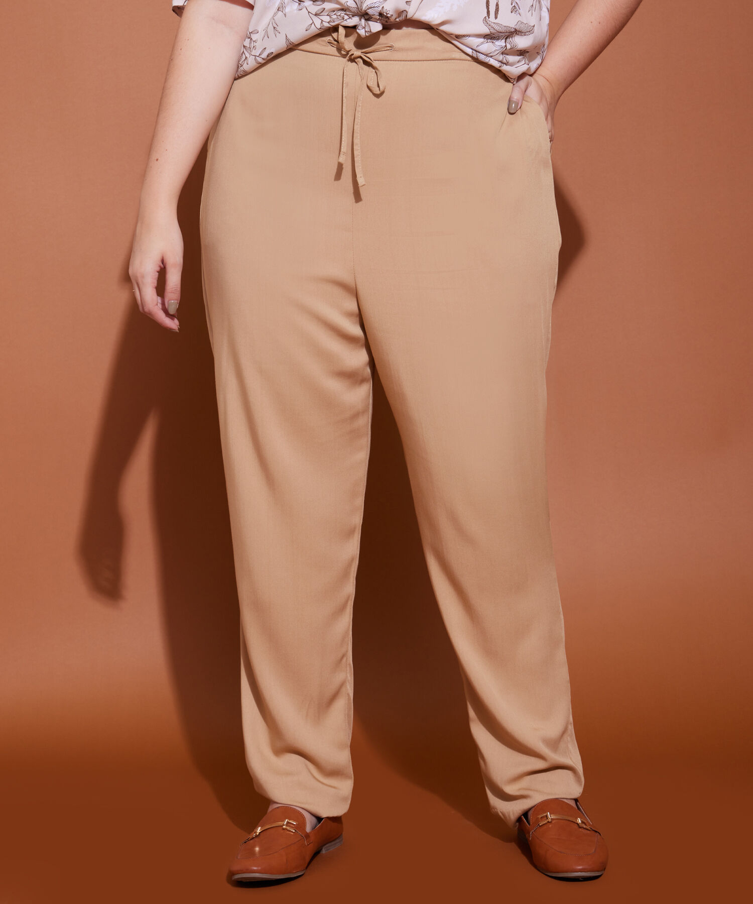 Pantalón Recto Unicolor con Cordón De Amarre