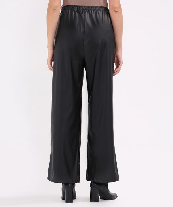 Pantalon Jogger Cuerina