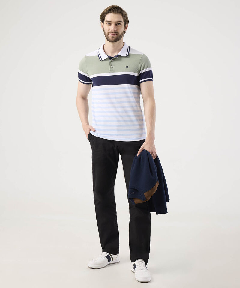 Polo Con Diseño De Bloques Y Franjas 
