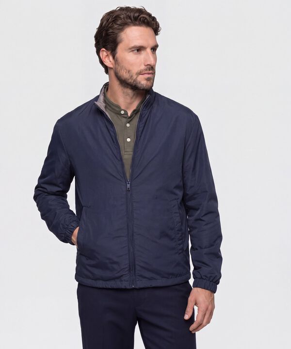 Chaqueta Doble Faz con Cuello Alto Hombre