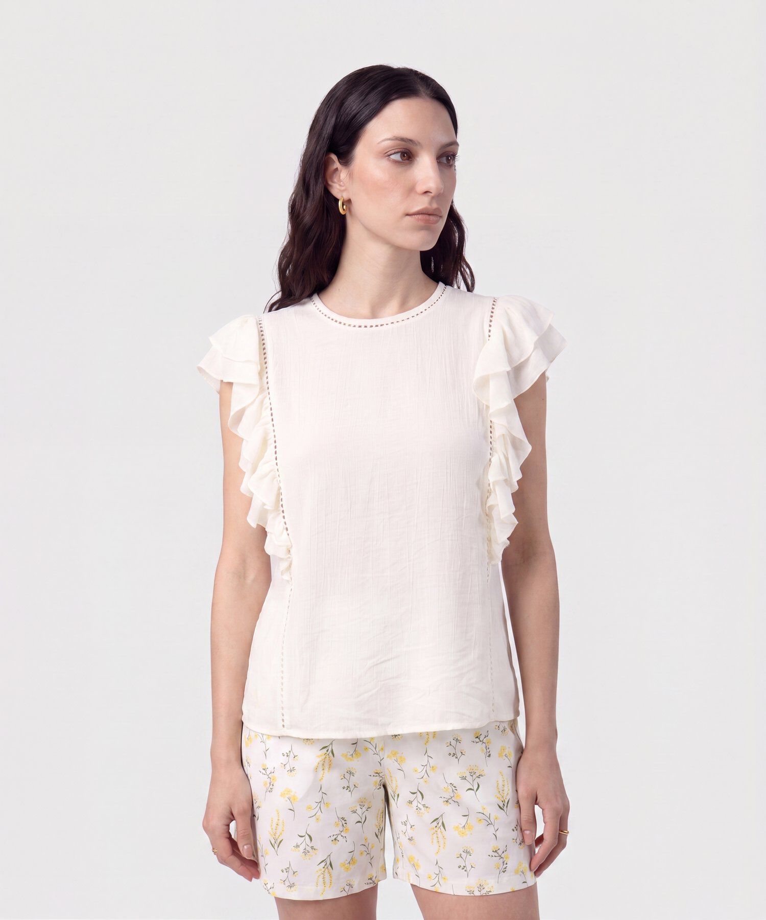 Blusa de volantes calada para mujer