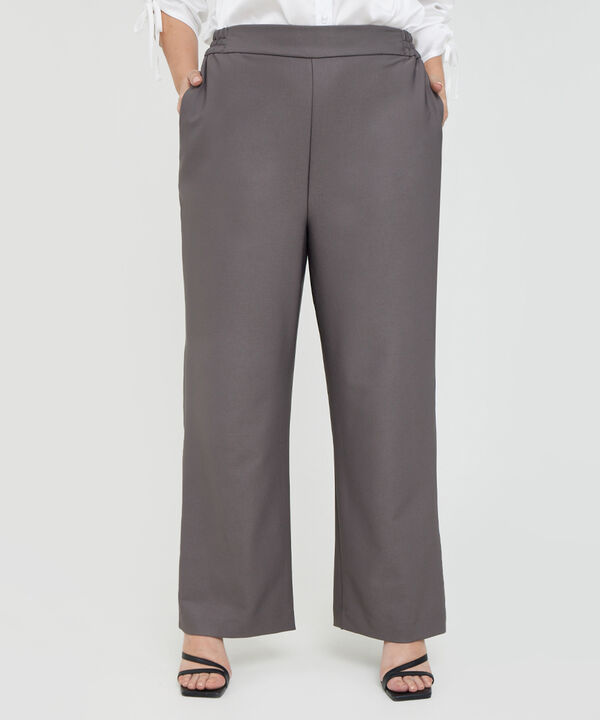 Pantalón Unicolor, Bota Recta Con Pretina Posterior Resortada Y Bolsillos Laterales