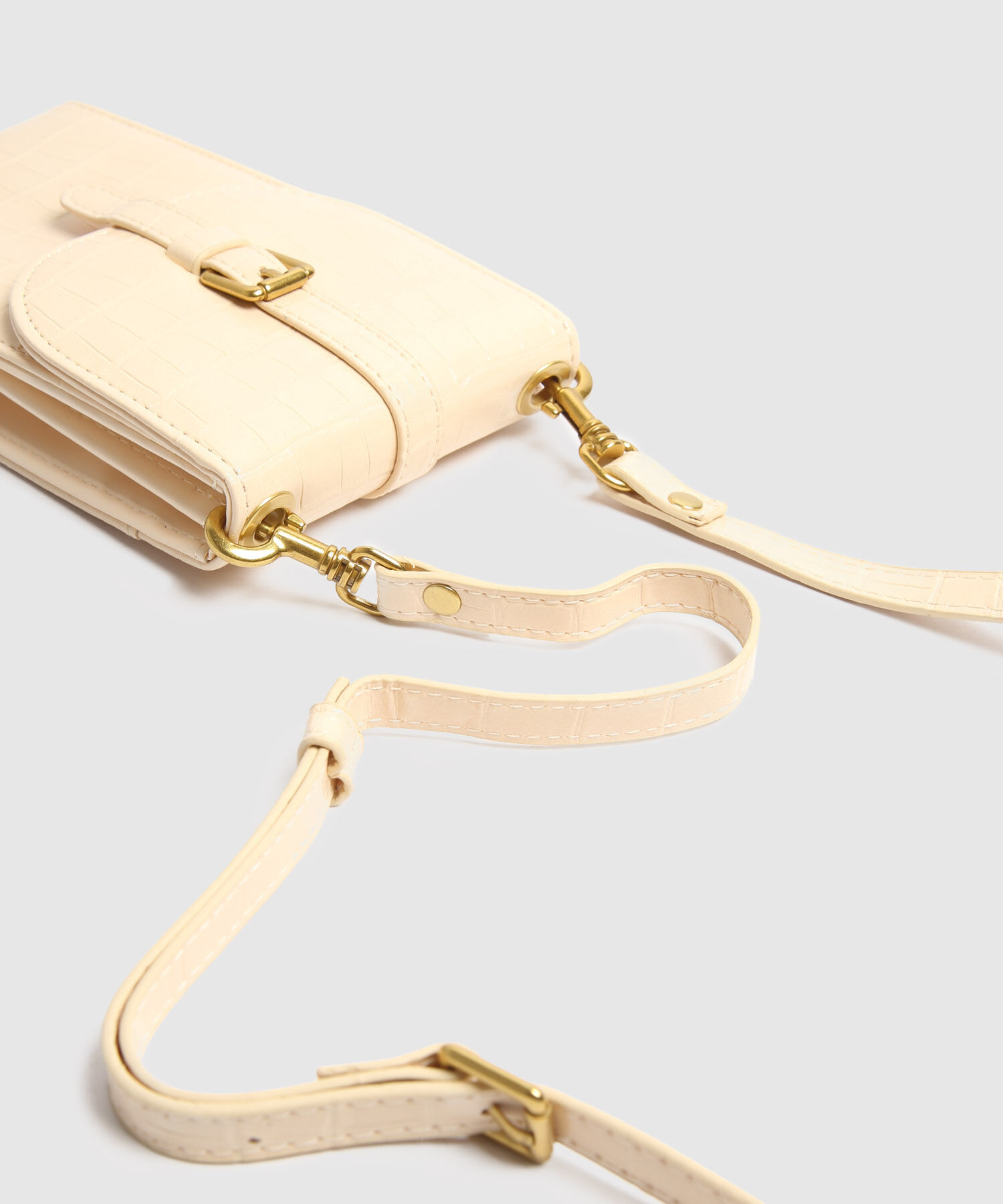 Bolso En Efecto Cuero