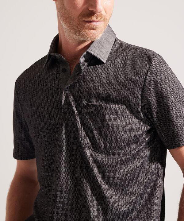 Polo Estampada con Bolsillo