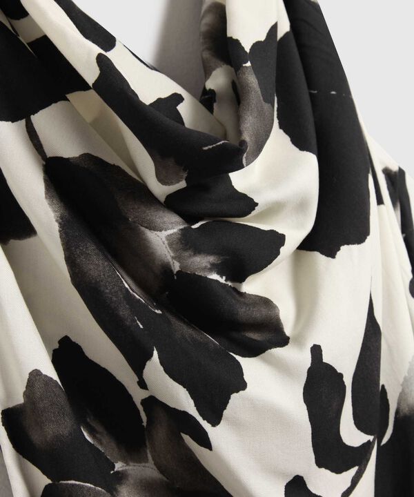 Vestido Sin Mangas Estampado  image number null