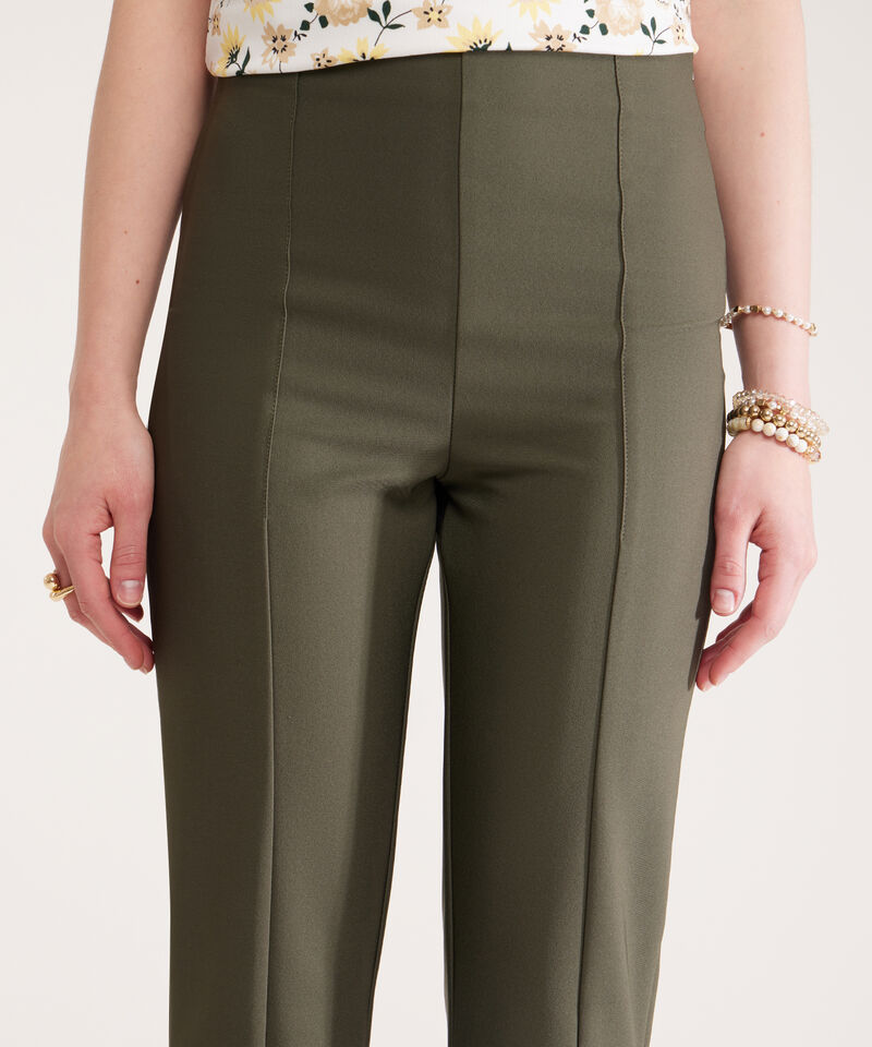 Pantalón Clásico Bota Flare Unicolor
