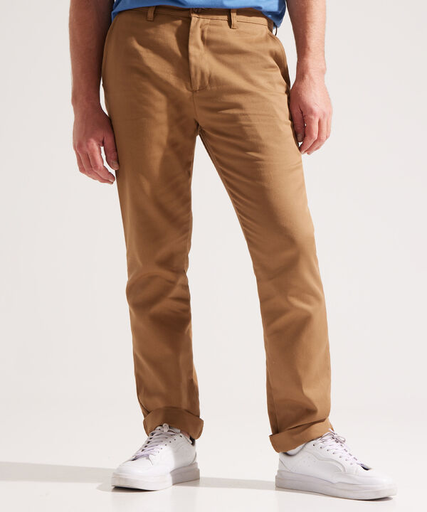 Pantalón Tipo Chino Básico