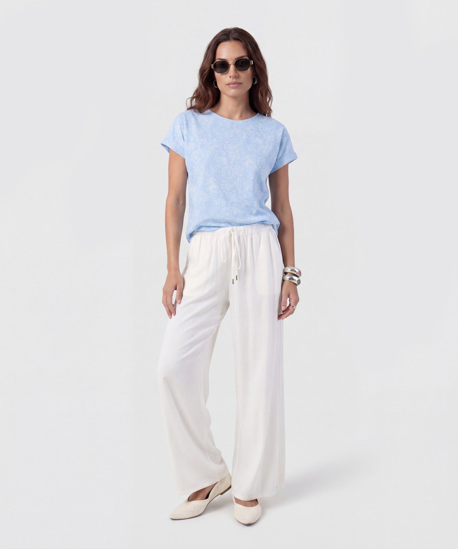 Blusa De Corte Lineal Y Manga Doblada