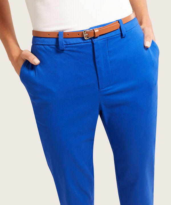 Pantalon Chino Unicolor Con Cinturon image number null