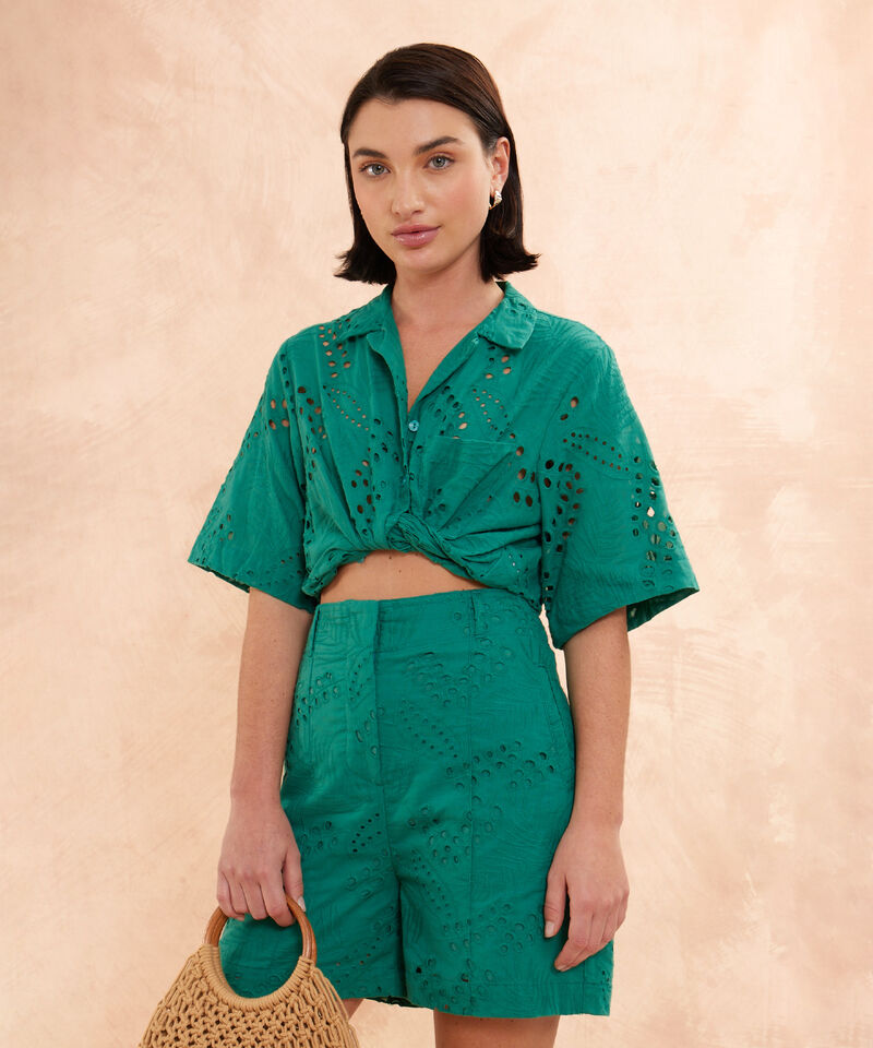 Camisa Unicolor En Ojalillo
