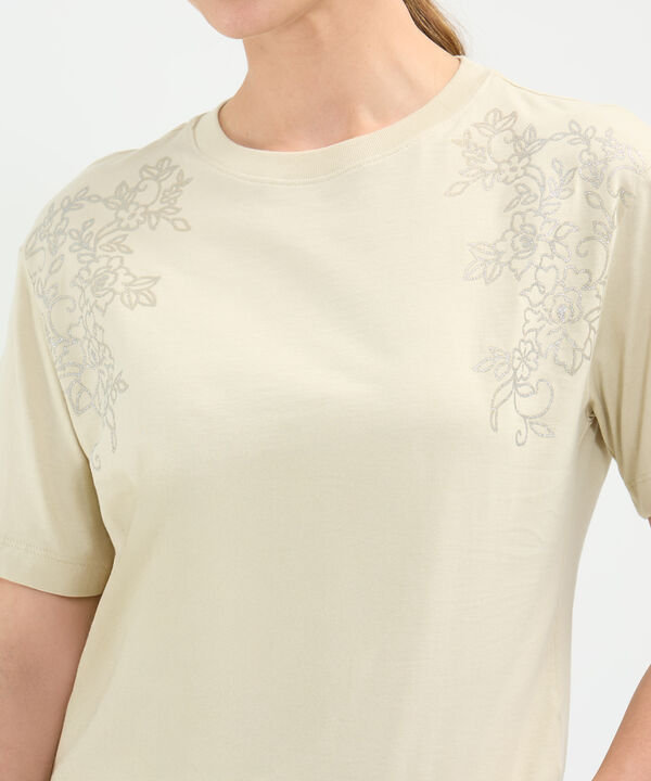 Camiseta Bordado Metalizado