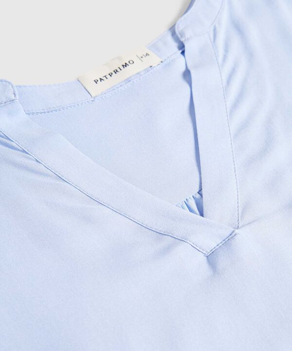 Blusa Escote en V image number null