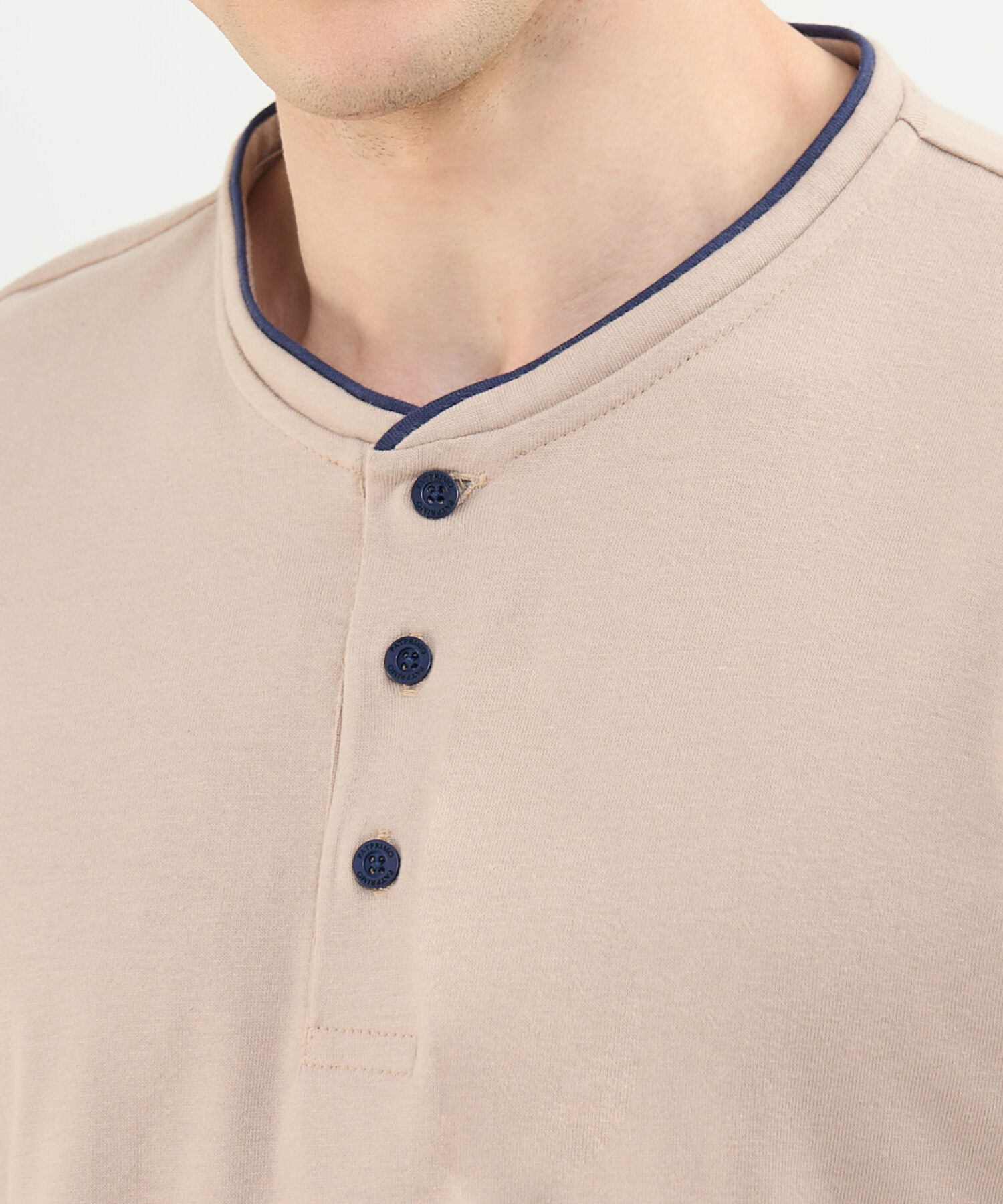 Pijama cuello henley