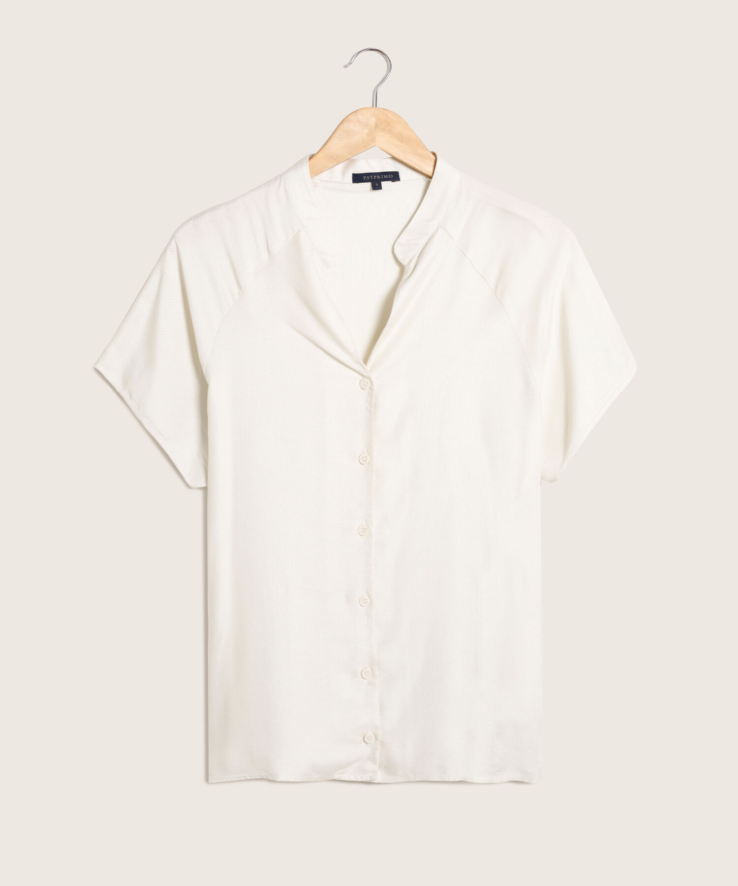 Blusa Unicolor Manga Corta Rangland, Cuello V Con Botonadura En Frente