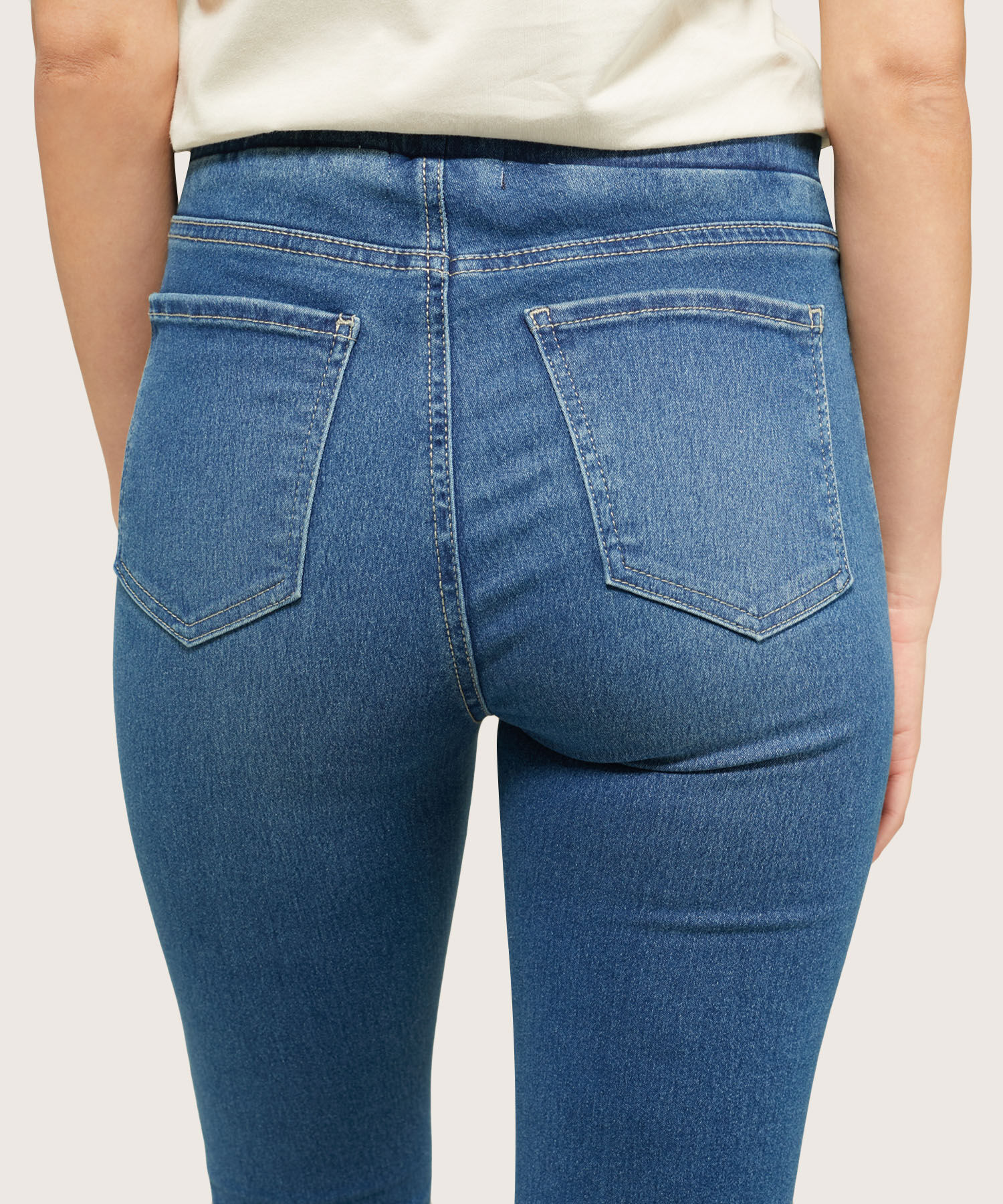 Jegging Tiro Alto con Bolsillos