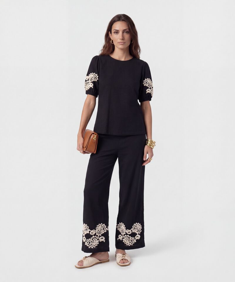 Pantal&oacute;n Fluido Con Bordado Para Mujer