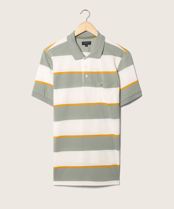 Polo Preteñida, Cuello Y Puños Tejidos Con Bolsillo Y Pechera Interna En Contraste, Silueta Regular Fit