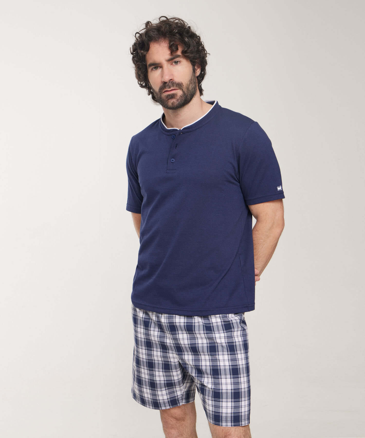 Pijama 2 Piezas Camiseta Cuello Henley Y Pantalóneta