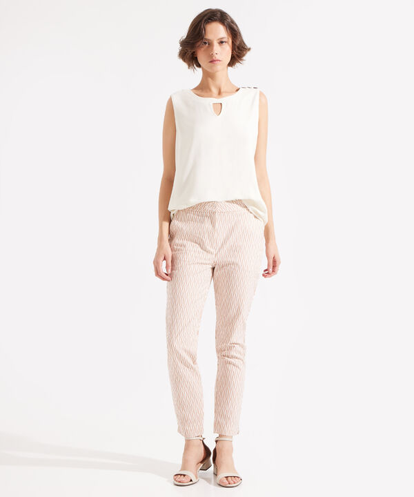 Pantalon Clásico Estampado image number null
