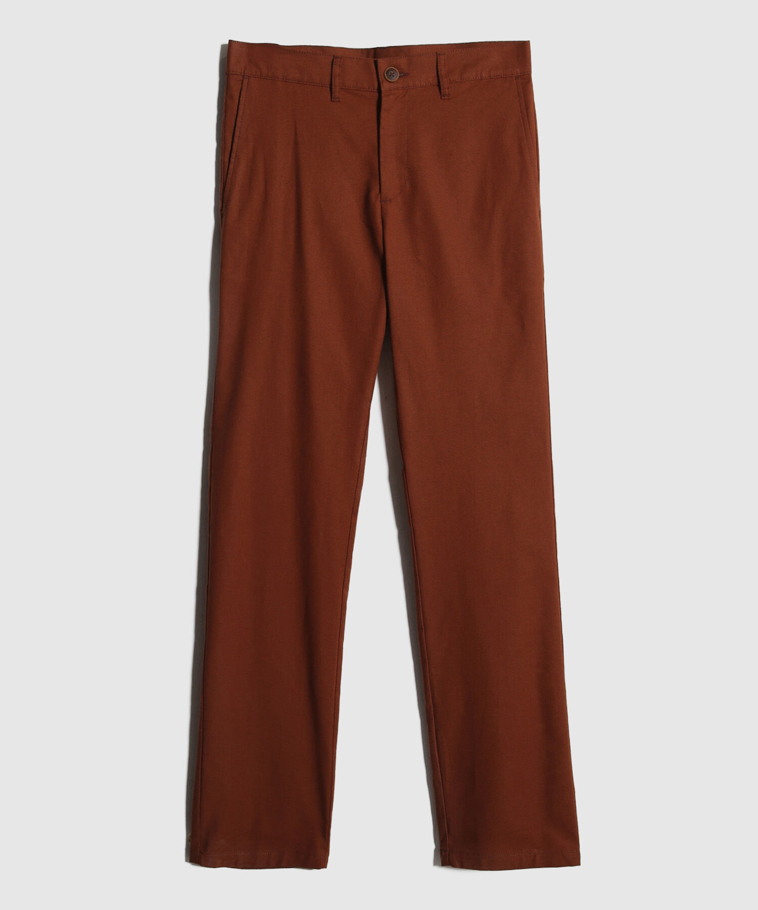 Pantalon Bolsillos Laterales Internos Y De Ribete Atras