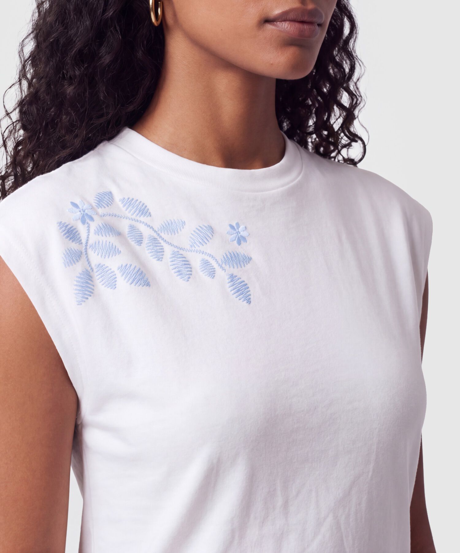 Camiseta Con Bordado Para Mujer