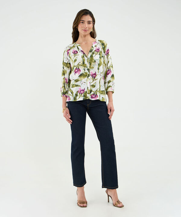 Blusa Estampada Escote en V image number null